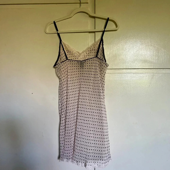 Victoria's Secret Blush Sheer Polka Dot Lace Negligee Nightie Size Large - Picture 6 of 10